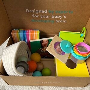 Lovevery The Inspector Play Kit 7-8 Months, 2021